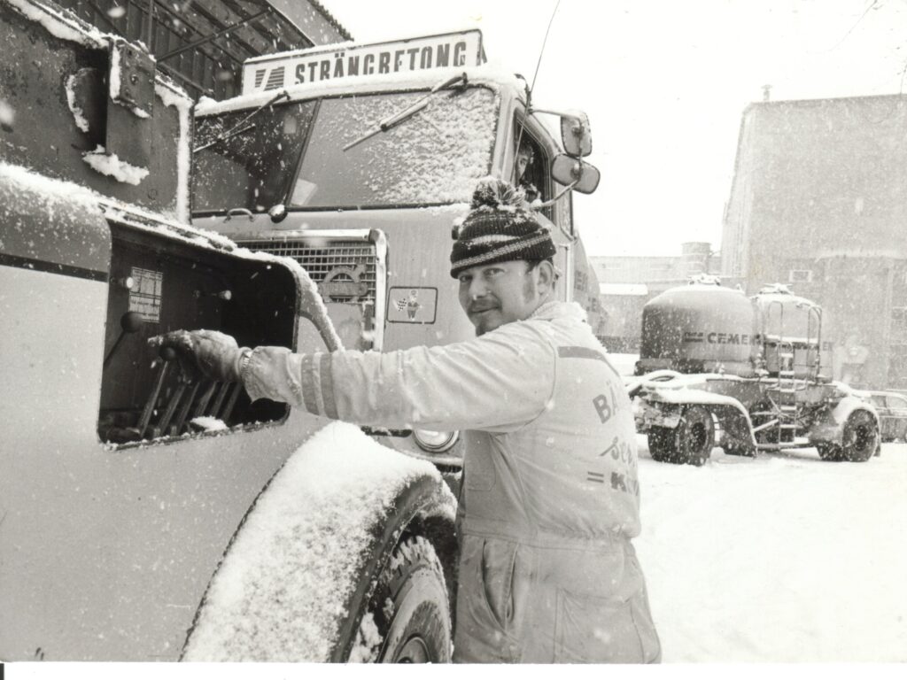 Janne bärgar bulkbil